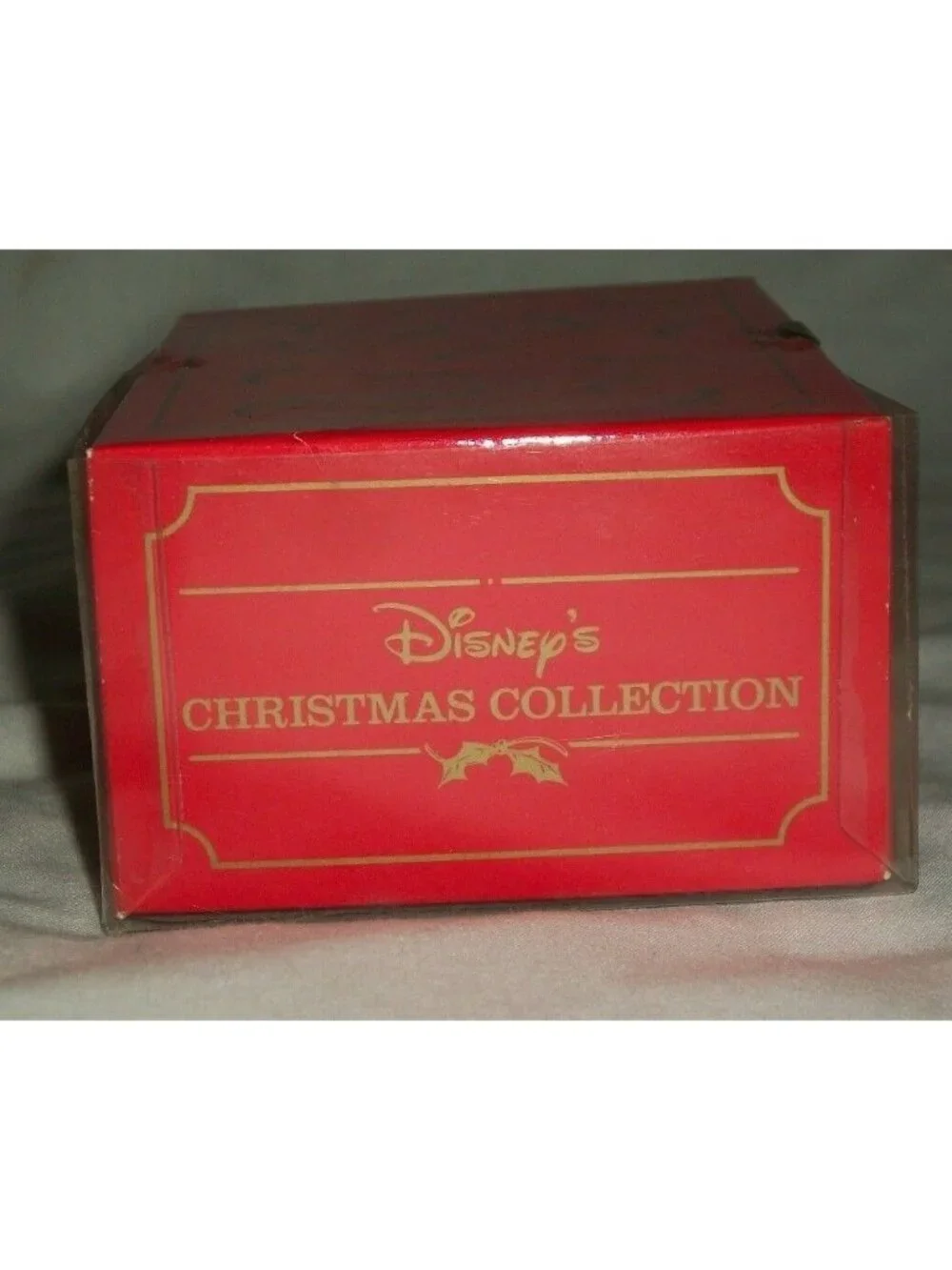 Christmas Ornament Xmas Holiday Disney Collector's Winnie The Pooh Bear Santa